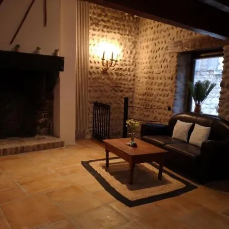 Maison *